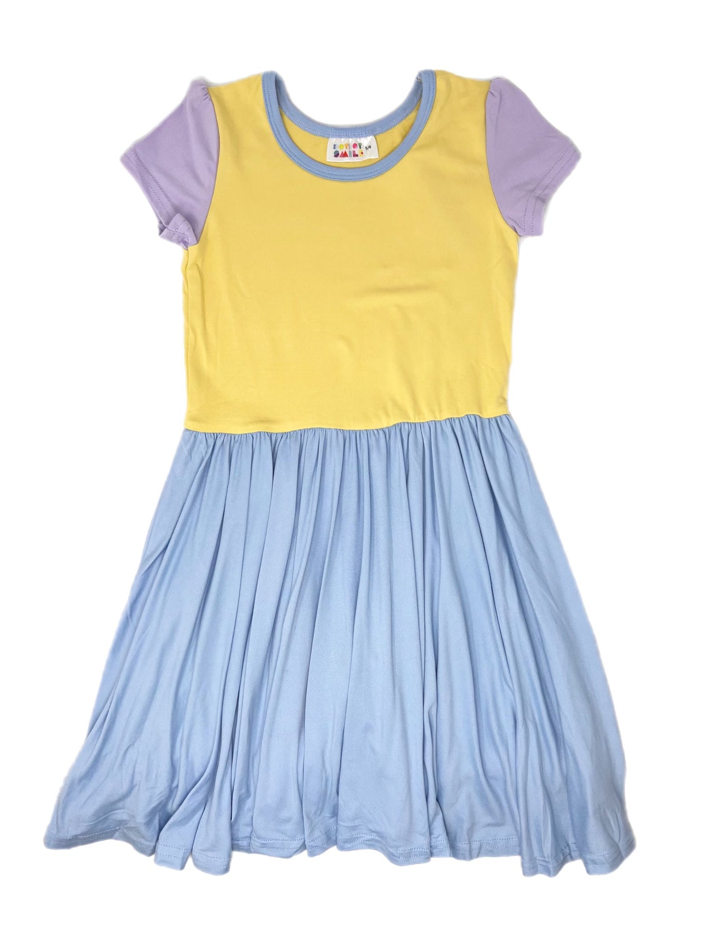 🟪🟨🟦 Color Block Cap Dress