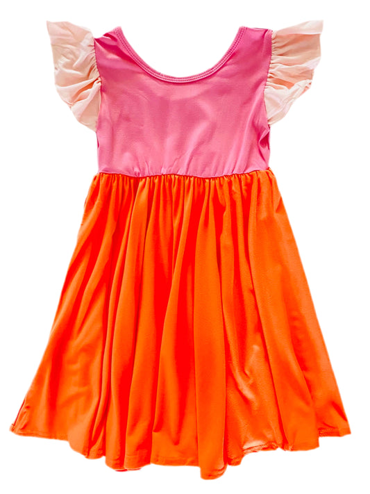 🧡 💓 Color Blocked Empire Dress